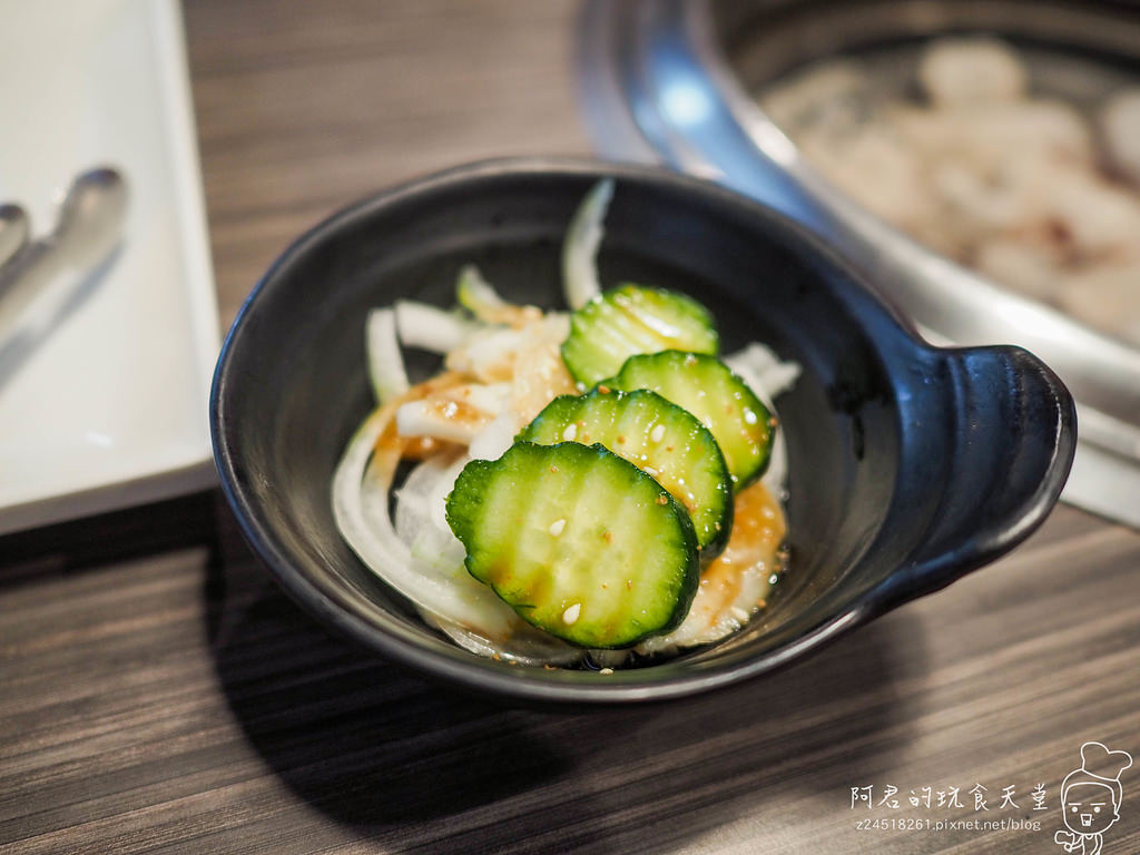 【台中】燒肉眾台中一中店｜澳洲飼養嚴選七百天～皇家澳丁牛吃到飽｜超彭派痛風海鮮桶