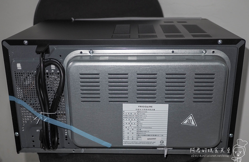 【影片開箱】FRIGIDAIRE 微電腦微波爐FKM-2552GSG|微波燒烤攏欸通|微波爐推薦 - 第7張圖 【影片開箱】FRIGIDAIRE 微電腦微波爐FKM-2552GSG|微波燒烤攏欸通|微波爐推薦