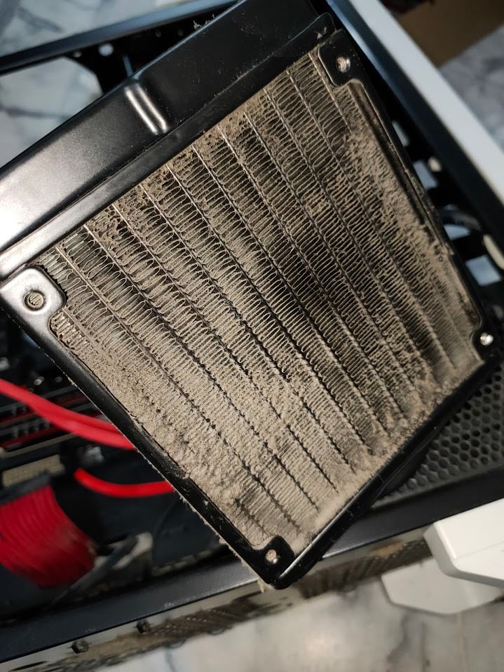 【開箱】海盜船Carbide 275R|ANTEC HCG 750|久違電腦主機更新 - 第25張圖 【開箱】海盜船Carbide 275R|ANTEC HCG 750|久違電腦主機更新