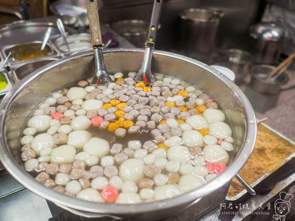 【台北】遼寧夜市｜台灣道地小吃一條街～無差別亂吃｜遼寧夜市必吃美食懶人包｜珍記甜不辣｜冰不厭榨｜鵝肉城大排檔｜正記麻油腰只｜客家自製湯圓