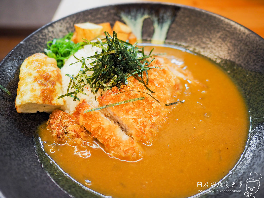 【台中】樹丼食堂 丼飯專賣店｜平價大份量丼飯｜人氣雙拼丼｜台中西屯區美食