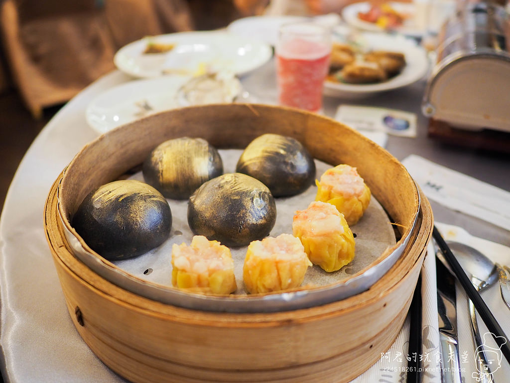 【台北】三德大飯店 向陽庭西餐廳｜港點、火鍋、西餐自助餐吃到飽｜三種願望一次滿足