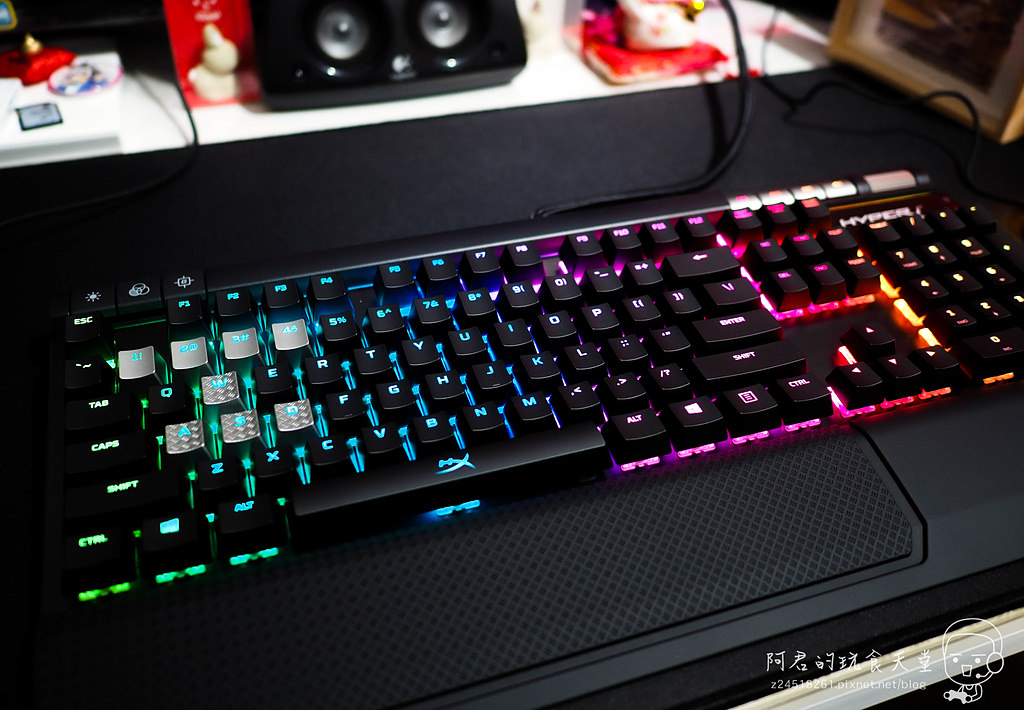 【開箱】HyperX Alloy Elite RGB 機械式電競鍵盤｜打造屬於自己的個性化燈效