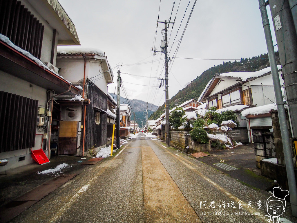 【日本】島根、鳥取十天自由行～來去日本過聖誕&跨年(完)｜日本最美村庄之智頭町｜充滿粉紅色泡泡的恋山形車站