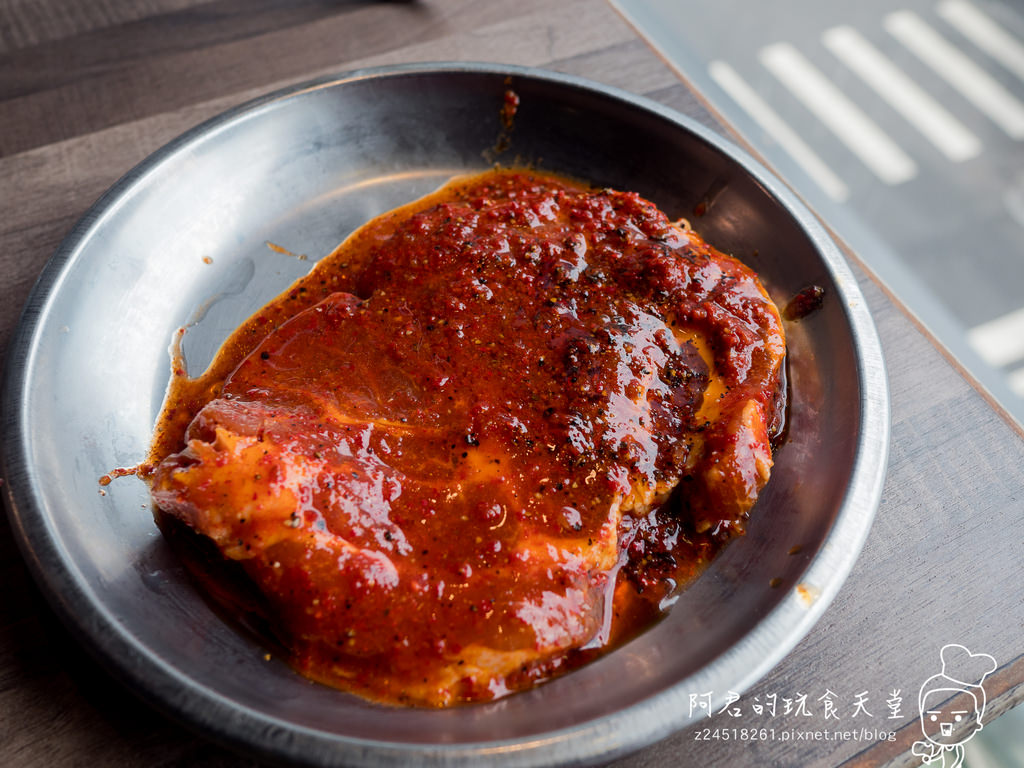 【台北】肉倉韓式烤肉｜除了烤肉，韓式小菜、熟食也很優｜西門町吃到飽餐廳