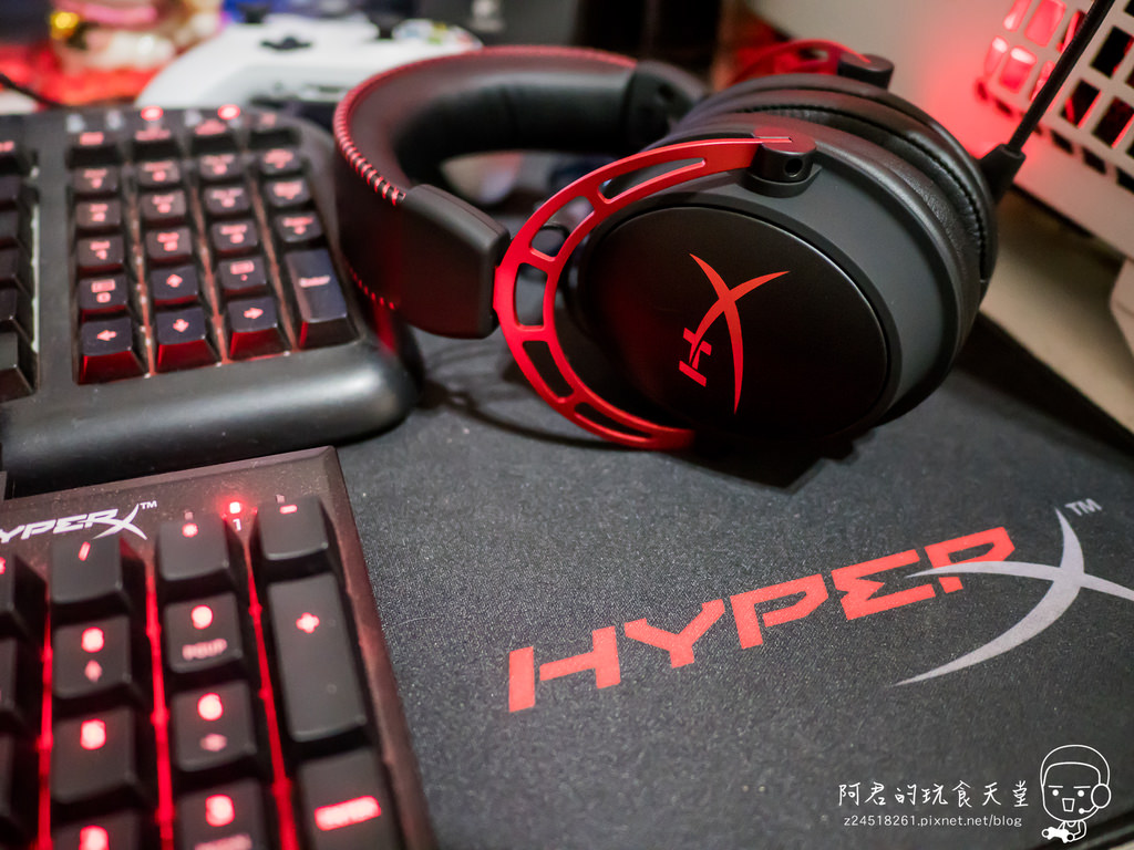 【開箱】HyperX Cloud Alpha 電競耳麥｜雙音腔單體技術讓你輕鬆聽音辨位