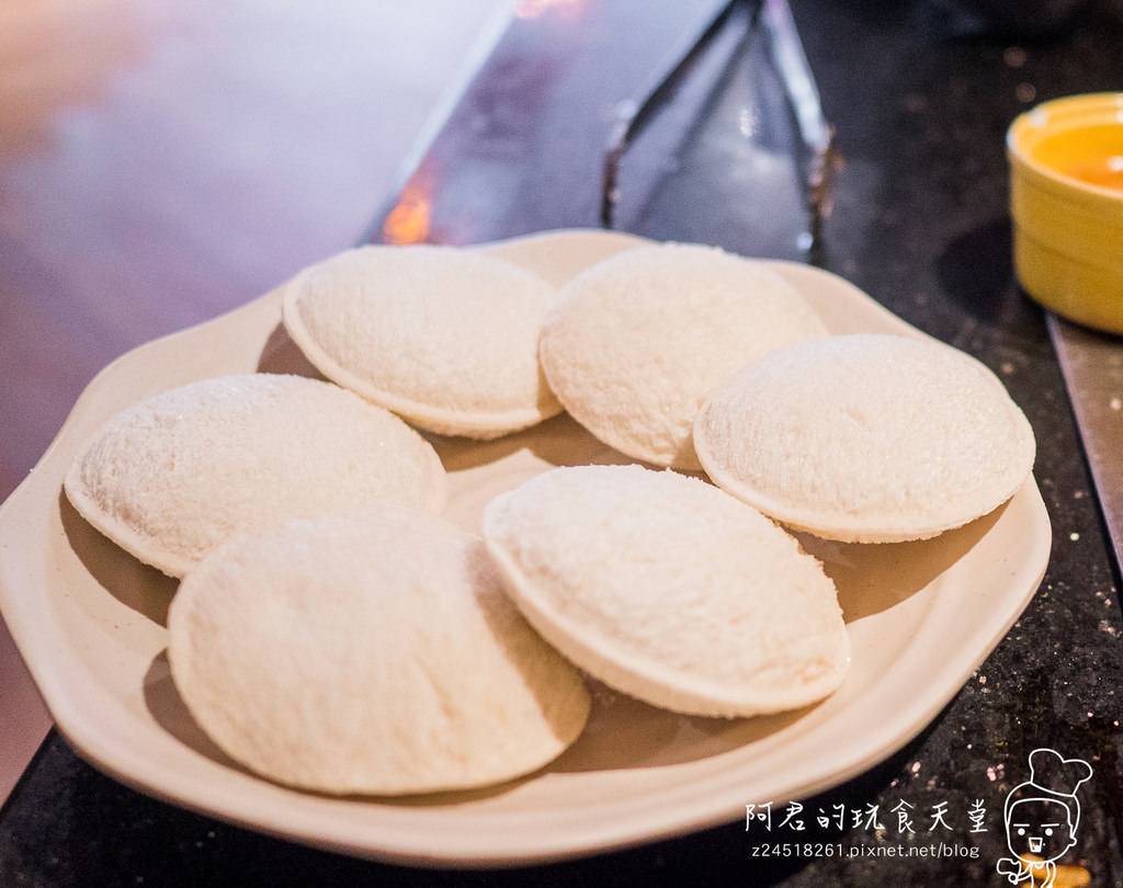 【台北】三朵花炭火燒肉鍋物｜二次來訪｜很普通的燒肉吃到飽｜西門町烤肉