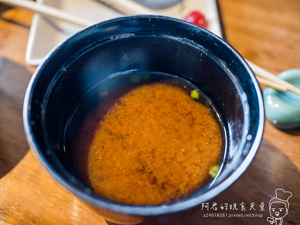 【日本】九州 由布まぶし心｜超人氣排隊餐廳豊後牛、地雞、鰻魚釜鍋飯三吃