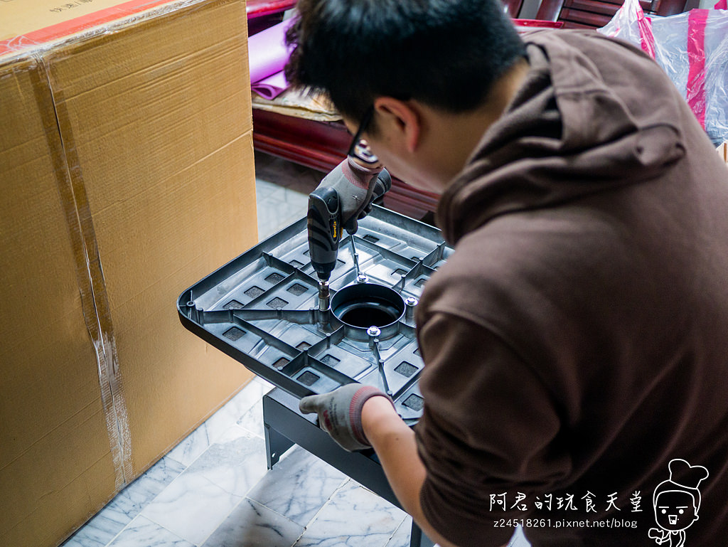 【開箱】五吉電動麻將桌|安靜洗牌不求人|購買推薦三吉郎摺疊麻將桌 - 第5張圖 【開箱】五吉電動麻將桌|安靜洗牌不求人|購買推薦三吉郎摺疊麻將桌