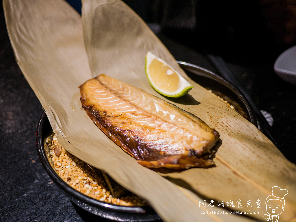 【台北】藝奇ikki 新日本料理(敦化北店)|大推生牛肉刺身|大蟳祭~新鮮度滿點的霸王蟹 - 第18張圖 【台北】藝奇ikki 新日本料理(敦化北店)|大推生牛肉刺身|大蟳祭~新鮮度滿點的霸王蟹