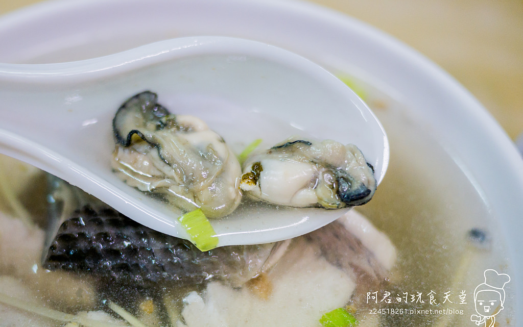 【遊記】一個人的台鐵環島&徒步旅行｜五天四夜Day2（下）｜台南牛肉湯吃到爽｜城府　康樂街　鬍鬚忠牛肉湯｜修安扁擔豆花｜林家魚皮