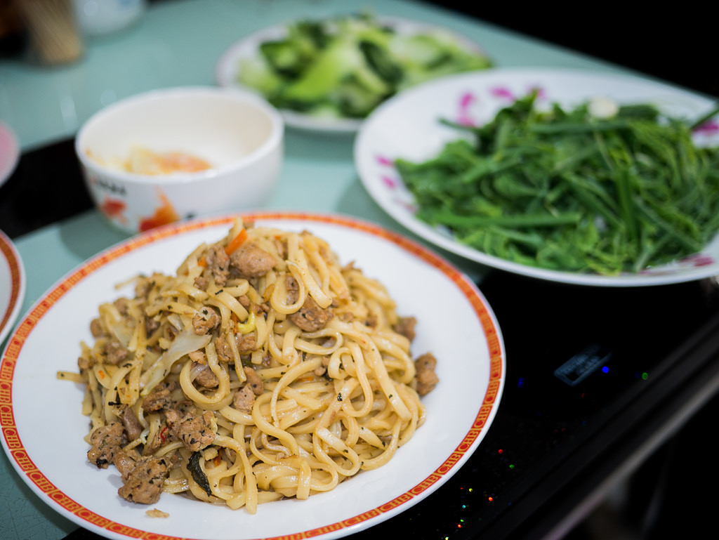 【宅配美食】明誠炒米粉｜打拋豬飯、古早味美食手工炒麵｜接單現做｜冷凍宅配