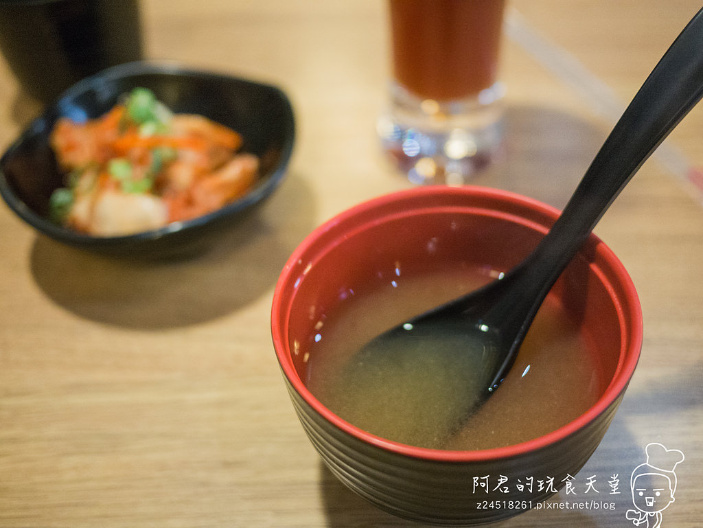 【台北】牛洞食堂｜大份量、多選擇的日式丼飯｜愛評體驗團