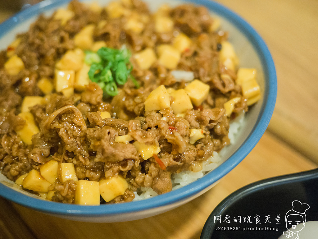 【台北】牛洞食堂｜大份量、多選擇的日式丼飯｜愛評體驗團