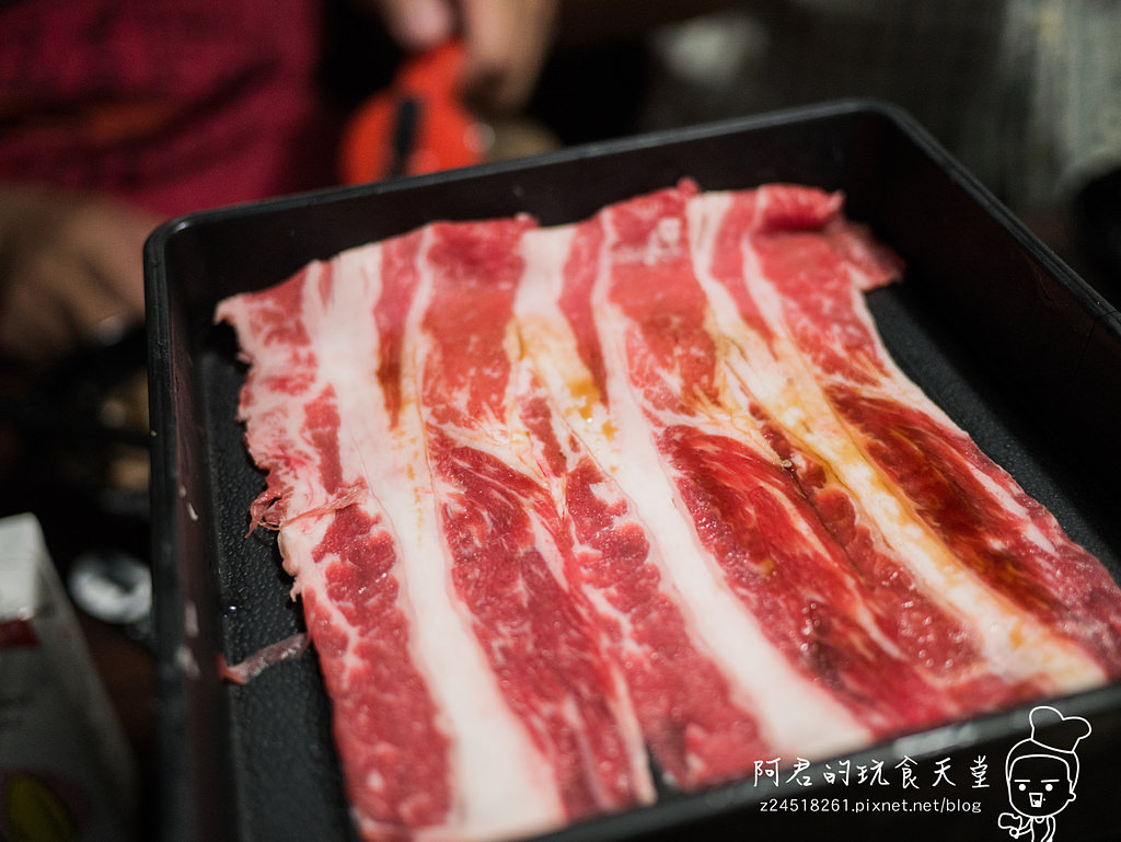 【台北】燒肉眾(大安店)｜炭火燒肉吃到飽｜上菜速度超級快