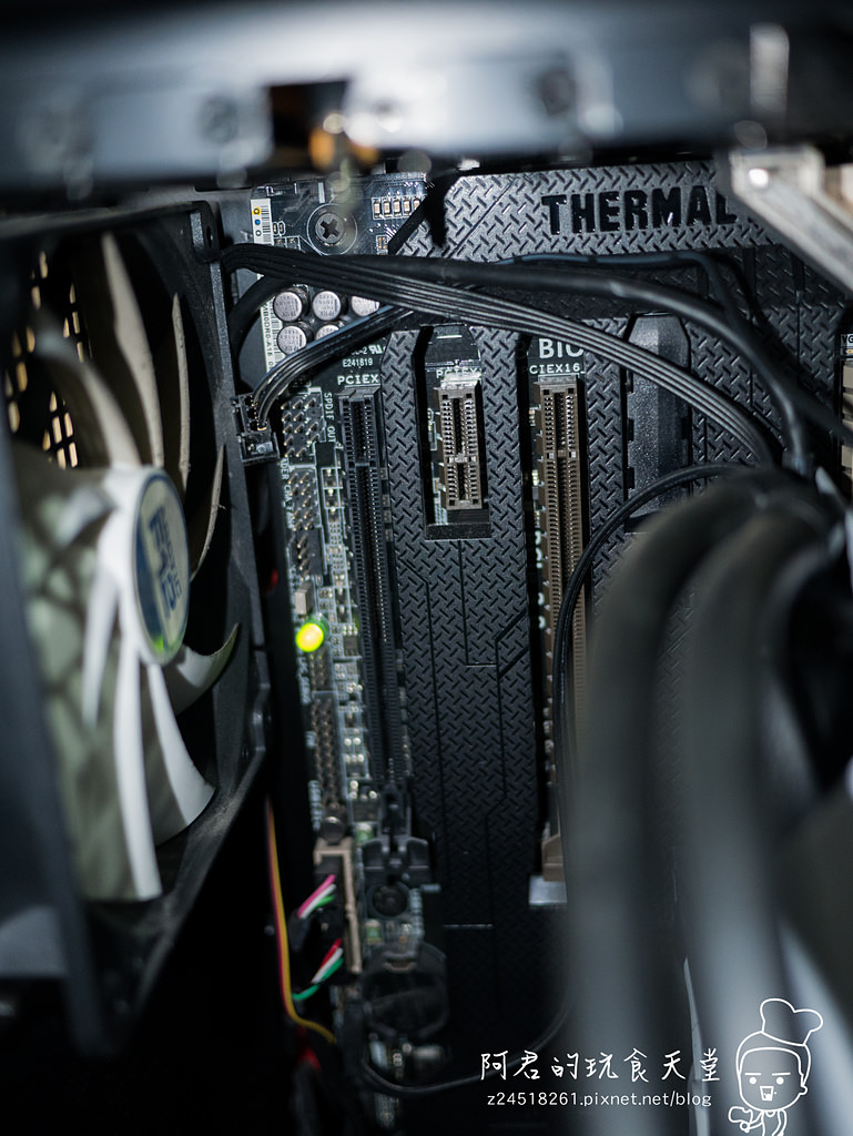 【開箱】讀取速度2000MB/S Plextor 電競風格SSD M8PeY 256GB 開箱、遊戲讀取測試 - 第16張圖 【開箱】讀取速度2000MB/S Plextor 電競風格SSD M8PeY 256GB 開箱、遊戲讀取測試