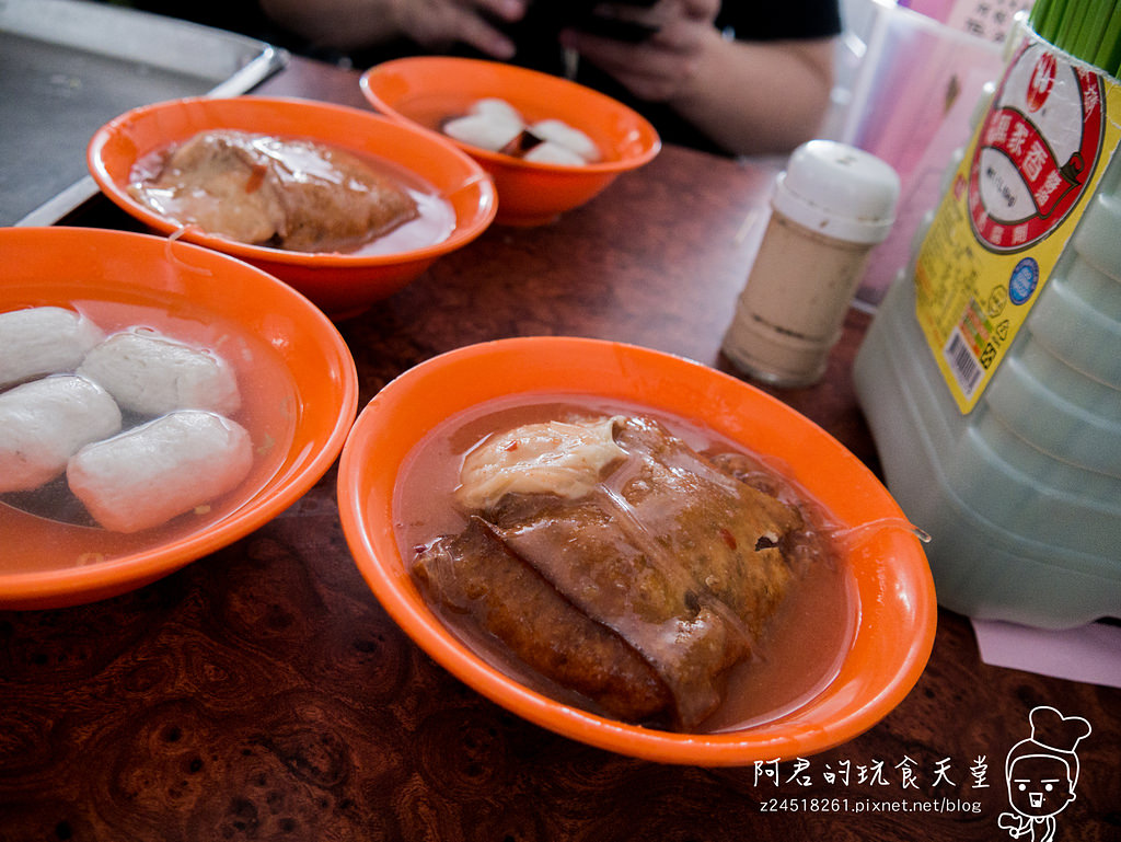 台北淡水美食新北投溫泉一日遊