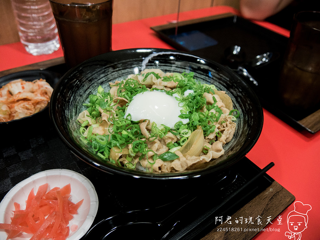 台北淡水美食新北投溫泉一日遊