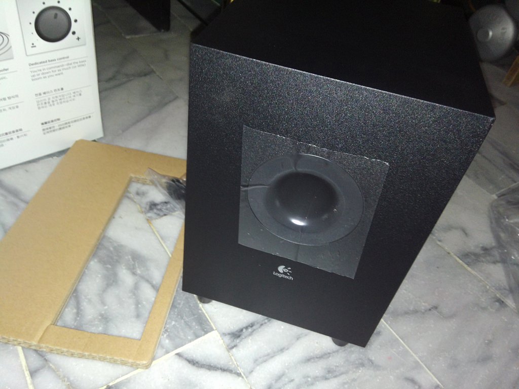 入門款5.1環繞音效 Logitech Z506 開箱 (及影片5.1聲道輸出設定) - 第10張圖 入門款5.1環繞音效 Logitech Z506 開箱 (及影片5.1聲道輸出設定)