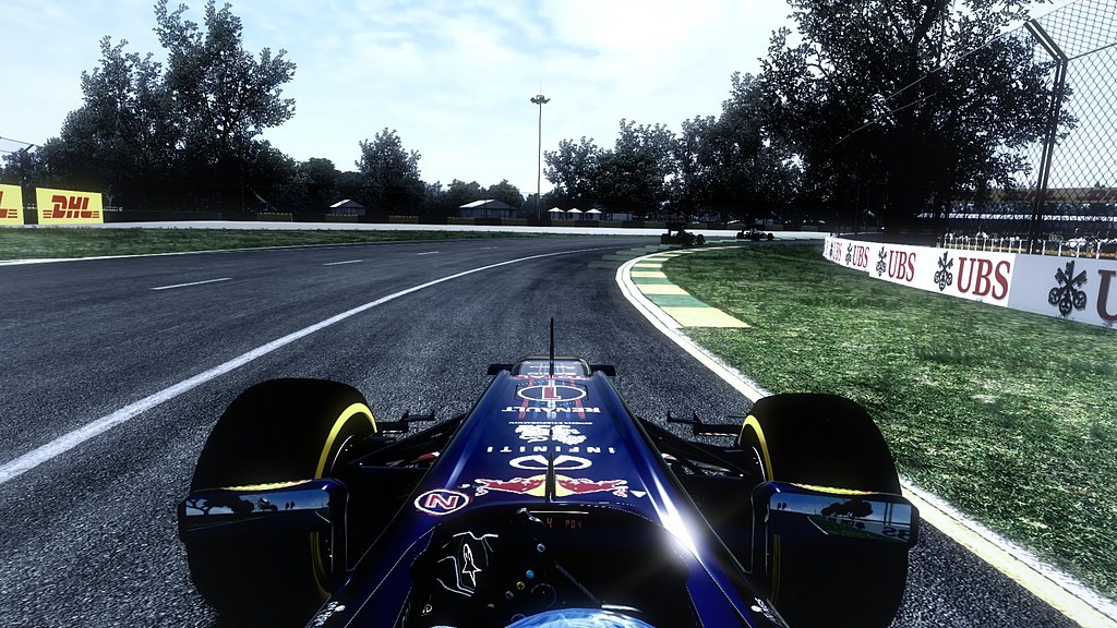 完美詮釋極速奔馳《F1 2012》 - 第2張圖 完美詮釋極速奔馳《F1 2012》