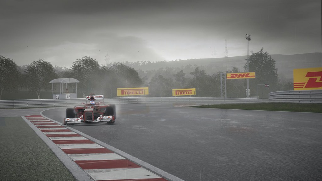 完美詮釋極速奔馳《F1 2012》 - 第12張圖 完美詮釋極速奔馳《F1 2012》