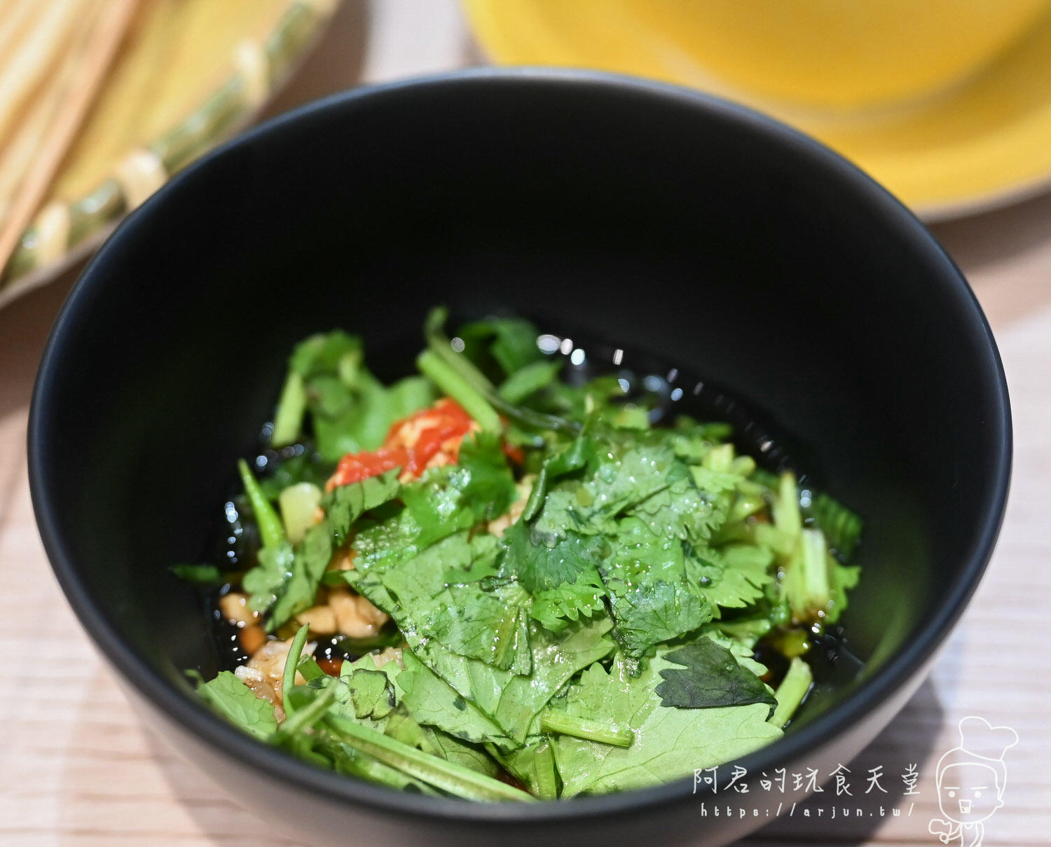【台中】餉串串｜正宗四川特色小吃串串香，台中也吃的到！食材種類多樣化一串只要10元起｜加 LINE 再送 5 隻串串兌換券！