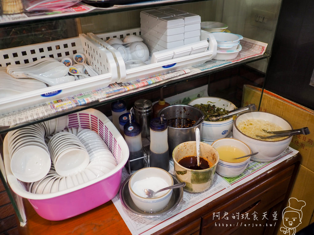 【台中】御饌臻品 黎明店｜包子裡面居然是三杯炒飯！？｜南屯區美食推薦