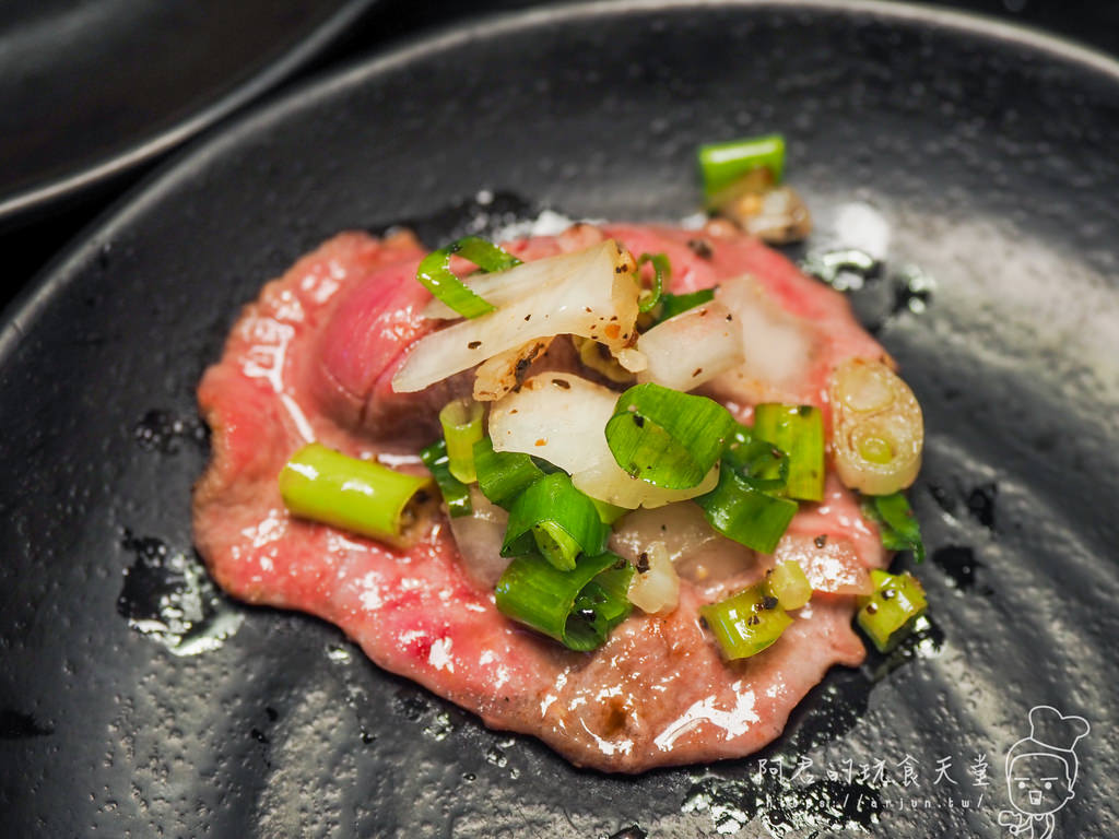 【台中】日月燒烤｜單點式燒肉吃到飽，點超過最多只收$898｜還不收服務費