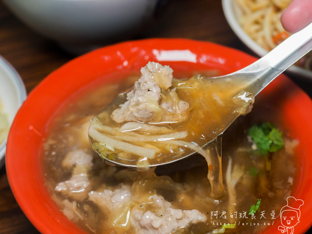 【台中】水湳中央公園美食 王爺魚翅肉羹｜銅板價格就能吃飽喝足的古早味小吃店