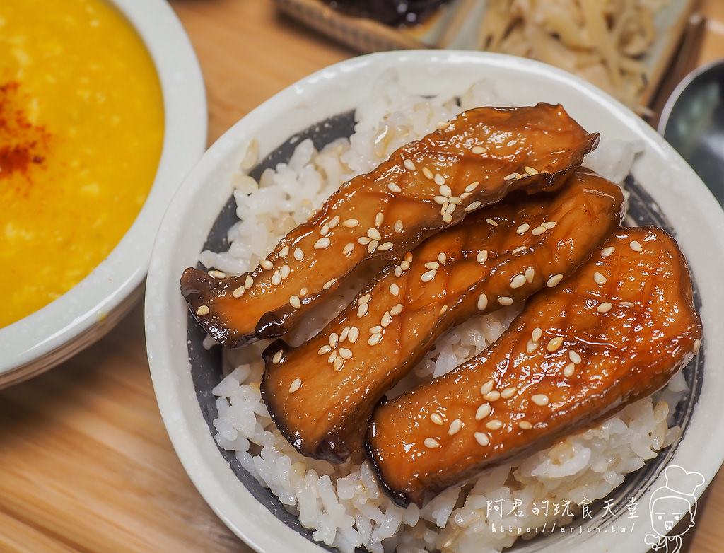 【台中】有樹食｜無肉不歡的朋友也會愛上的純素料理｜台中素食餐廳推薦