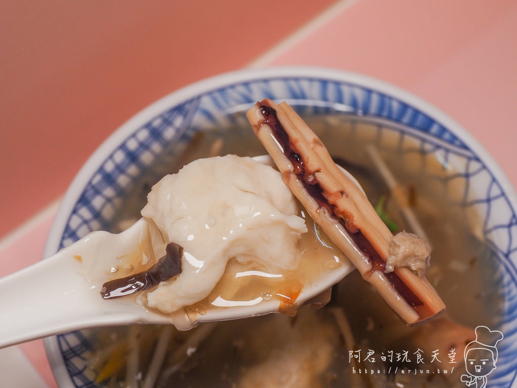 【台中】粳餅商行｜超道地的現桿點心～綠豆鍋餅、牛肉捲餅，來場美味的中式下午茶吧！