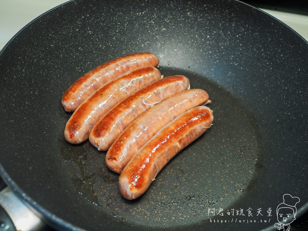 【宅配】李雪辣嬌 麻辣香腸｜頂級黑毛豬肉香腸邂逅懶人煲仔飯｜美味料理輕鬆上桌