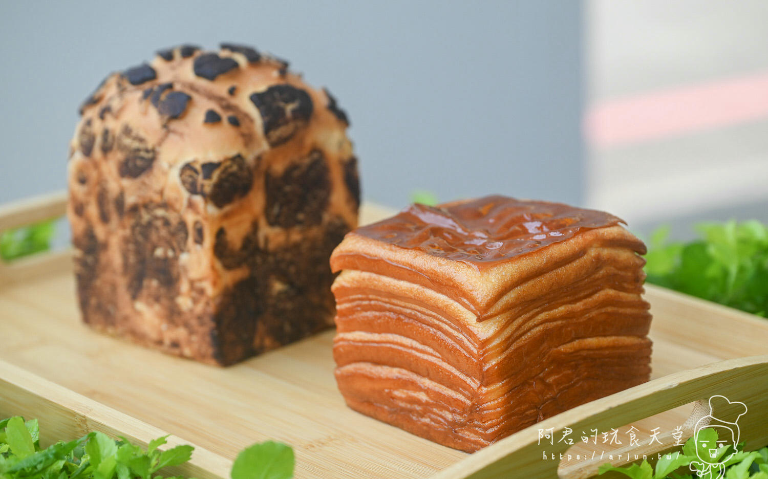 【台中】gogopàn元氣麵包社雙十總店｜吐司也能爆漿？生乳千層吐司剛出爐就秒殺，虎皮生乳包美味新上市
