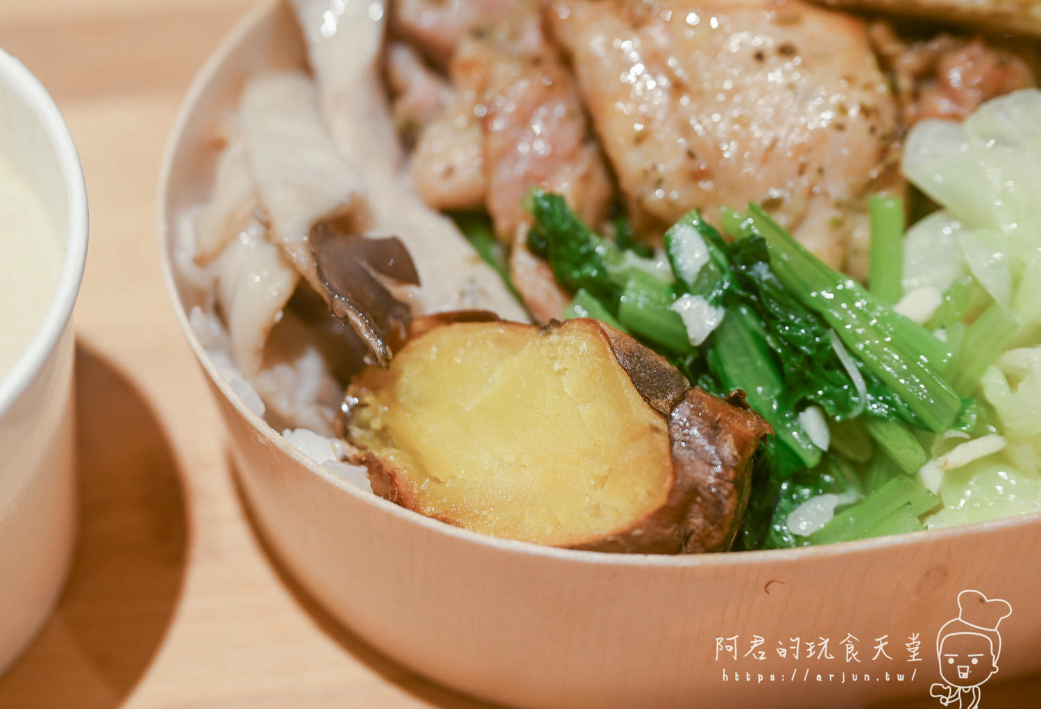 【台中】杉盒便當製所 忠明南店|不只裝潢文青有質感,低脂健康餐盒更是美味 - 第11張圖