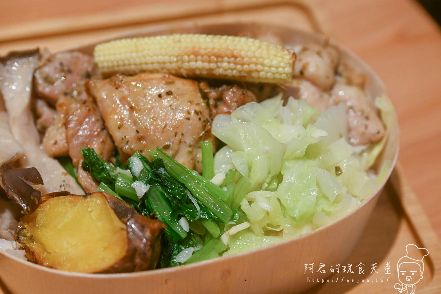 【台中】杉盒便當製所 忠明南店｜不只裝潢文青有質感，低脂健康餐盒更是美味