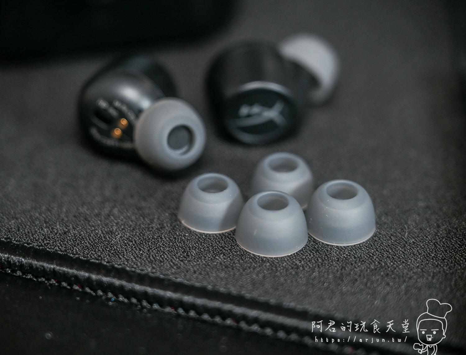 【開箱】HyperX Cirro Buds Pro｜複合式降噪加上長效電力，融入玩家日常生活的真無線入耳式藍芽耳機