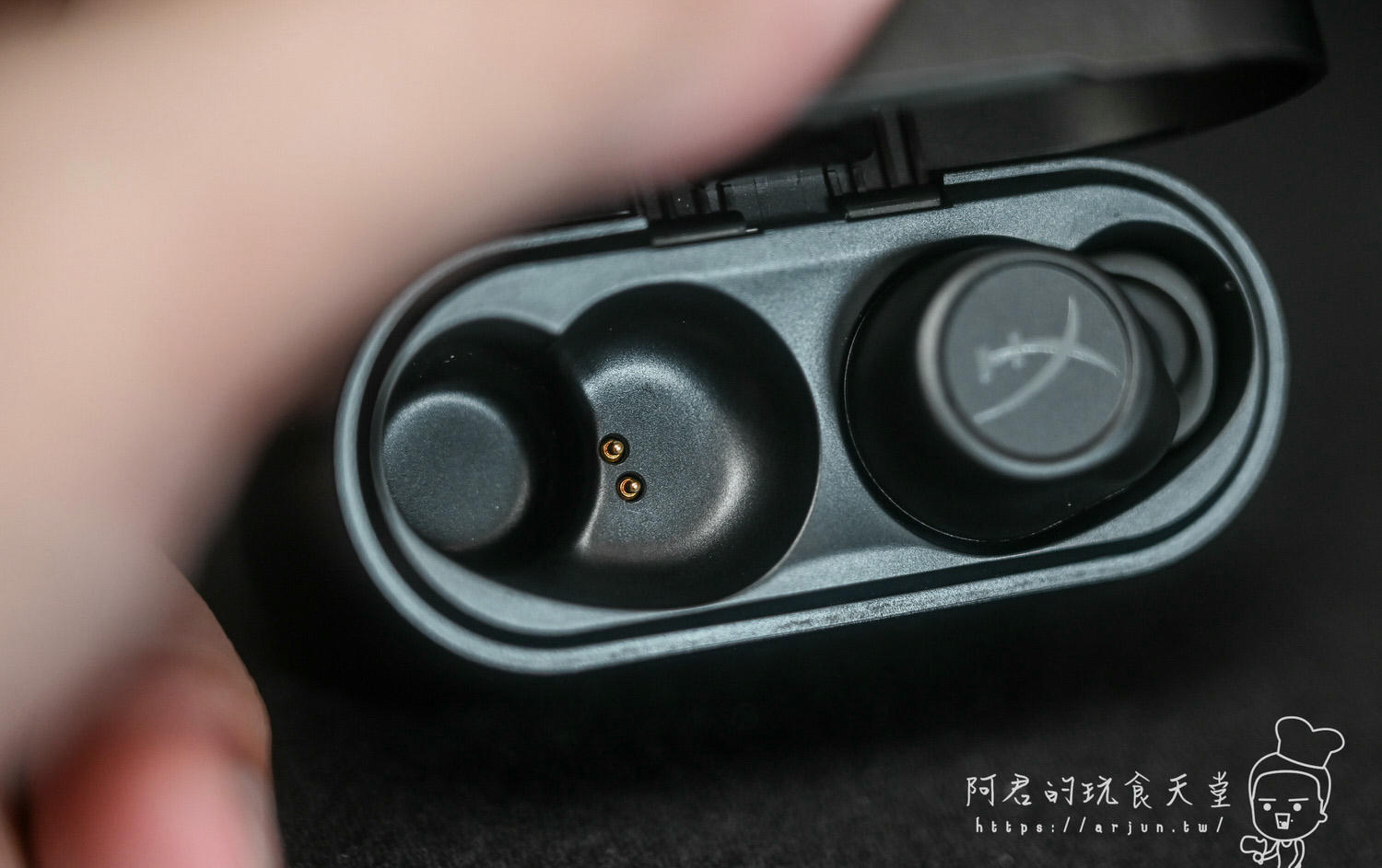 【開箱】HyperX Cirro Buds Pro｜複合式降噪加上長效電力，融入玩家日常生活的真無線入耳式藍芽耳機