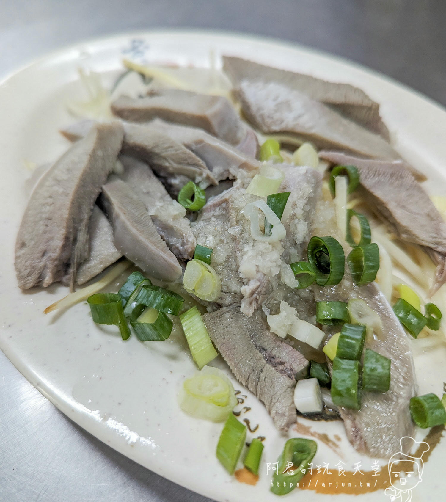 【台中】三重埔米粉湯|小菜超多種,最厲害的是大骨湯、韭菜免費加好加滿 - 第9張圖