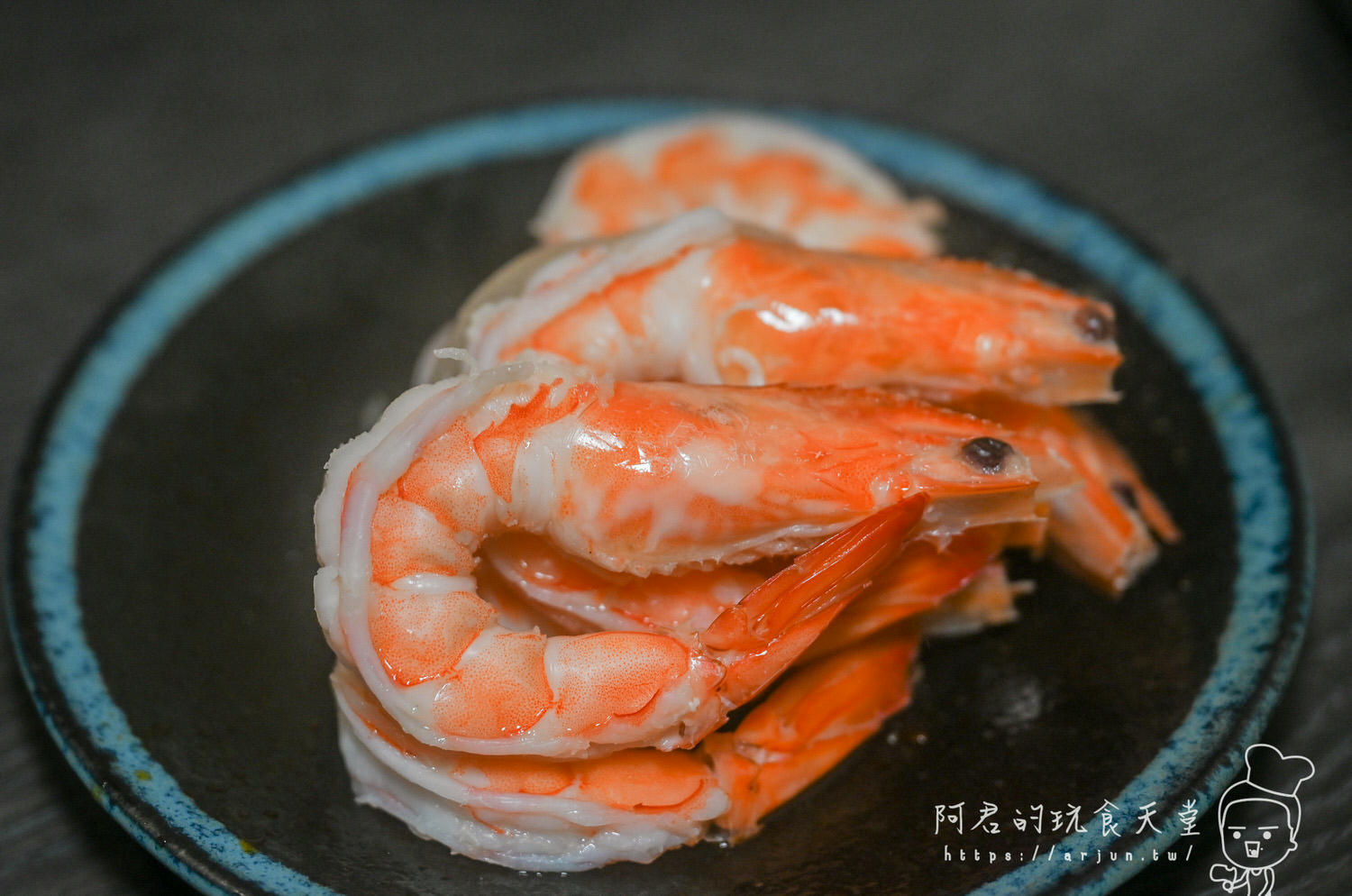 【台中】老豆府麻辣火鍋｜老饕吃過必回訪，不只麻辣鴨血豆腐能無限續加，黃金干貝鮑魚雞湯更是一絕