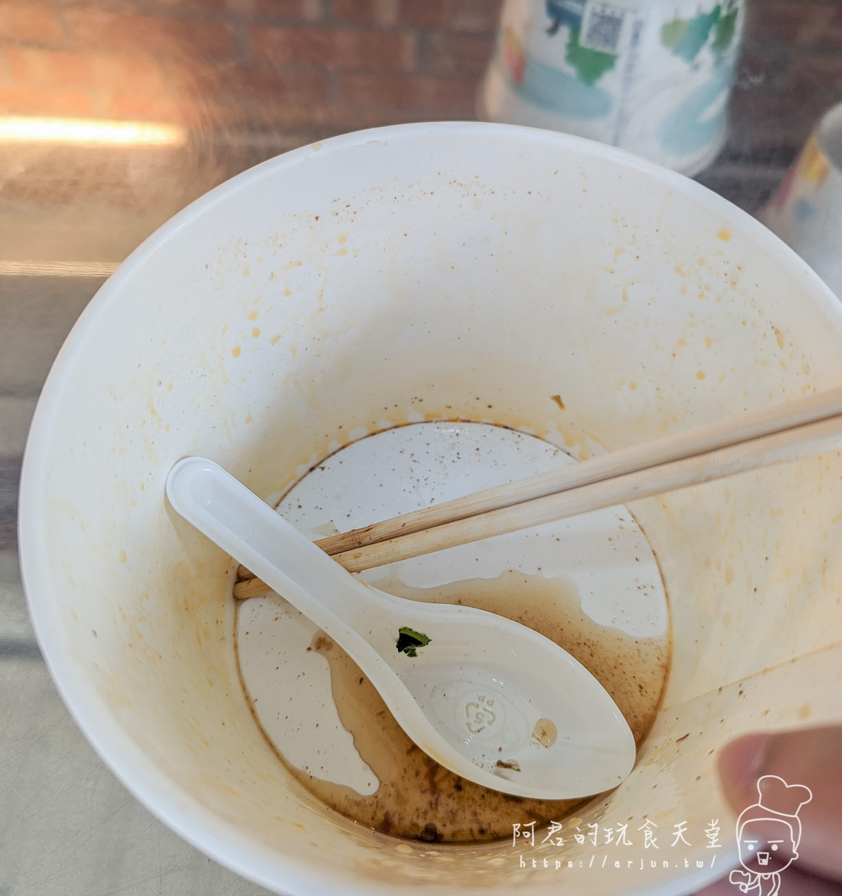 【台中】陳建誠牛肉麵|開在飲料店旁騎樓的真.隱藏版美食!在路邊吃170元的半筋半肉牛肉麵值得嗎? - 第14張圖 陳建誠牛肉麵(西屯店)