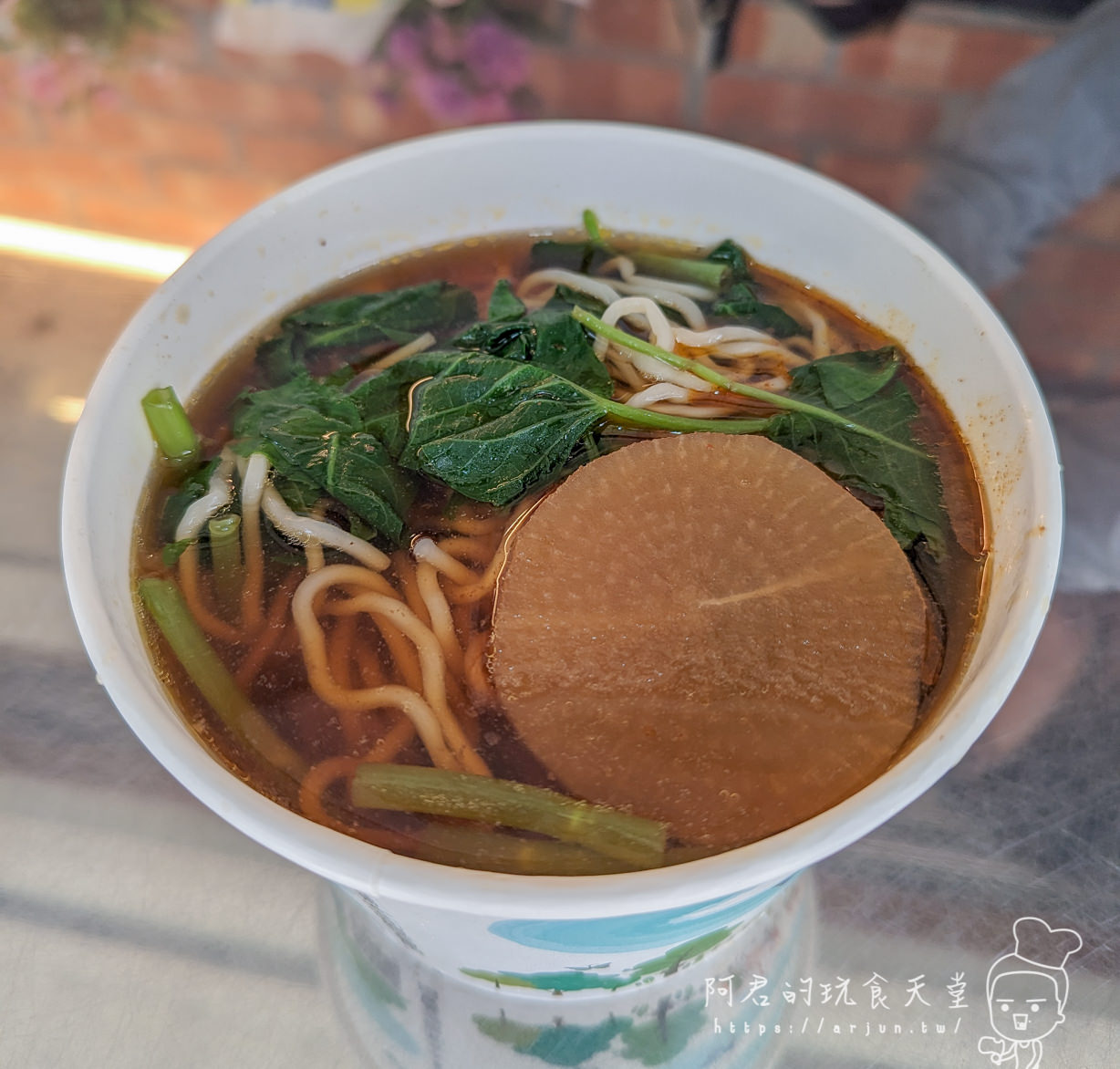 【台中】陳建誠牛肉麵|開在飲料店旁騎樓的真.隱藏版美食!在路邊吃170元的半筋半肉牛肉麵值得嗎? - 第6張圖