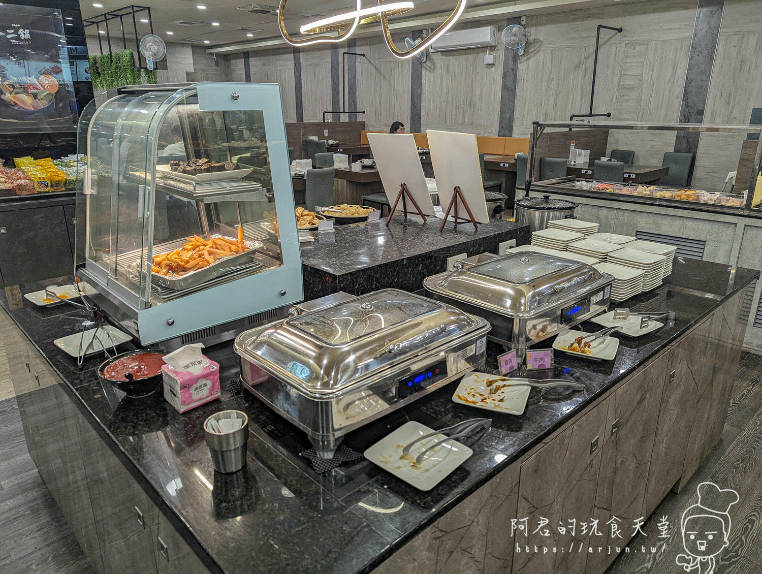 【台中】鬥牛士二鍋台中文心店|壽喜燒吃粗飽,價格便宜,但肉…不知道自己吃了什麼 - 第12張圖
