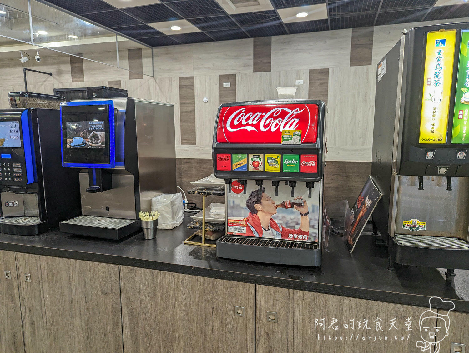 【台中】鬥牛士二鍋台中文心店|壽喜燒吃粗飽,價格便宜,但肉…不知道自己吃了什麼 - 第17張圖