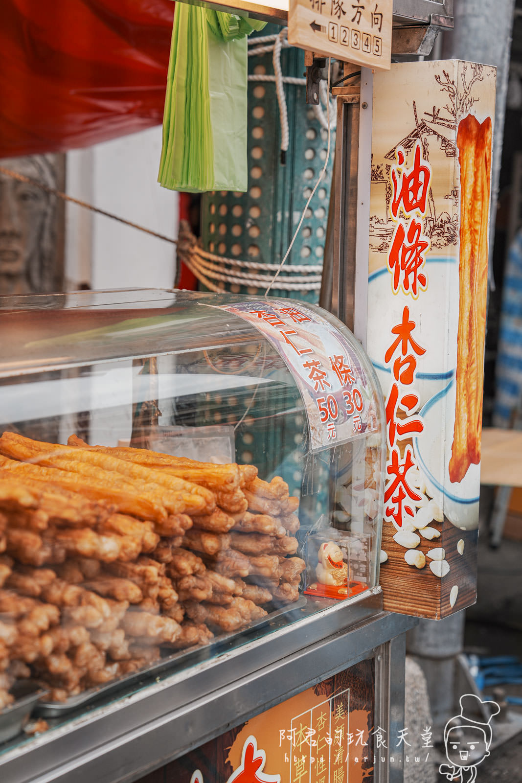 天津年貨大街｜乾脆改名夜市大街？居然還賣肉夾饃、螺獅粉，網友嫌到不行