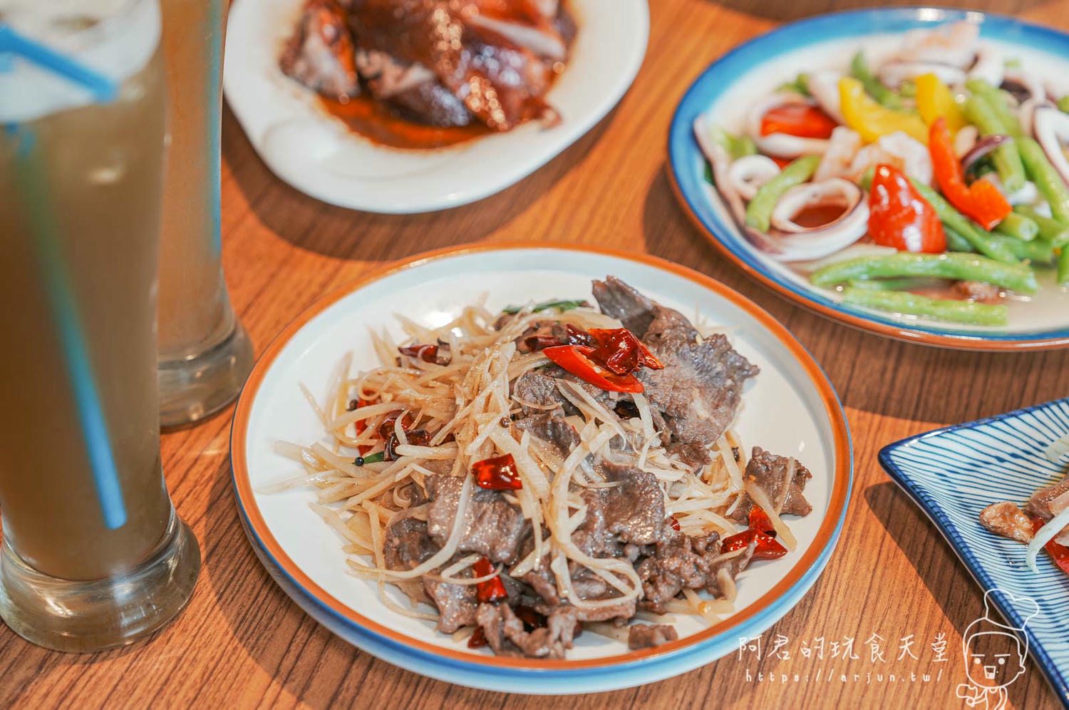 【台中】焱月燒鵝｜綠園道美食聚餐中式料理、台中燒鵝首選｜菜單、交通、介紹