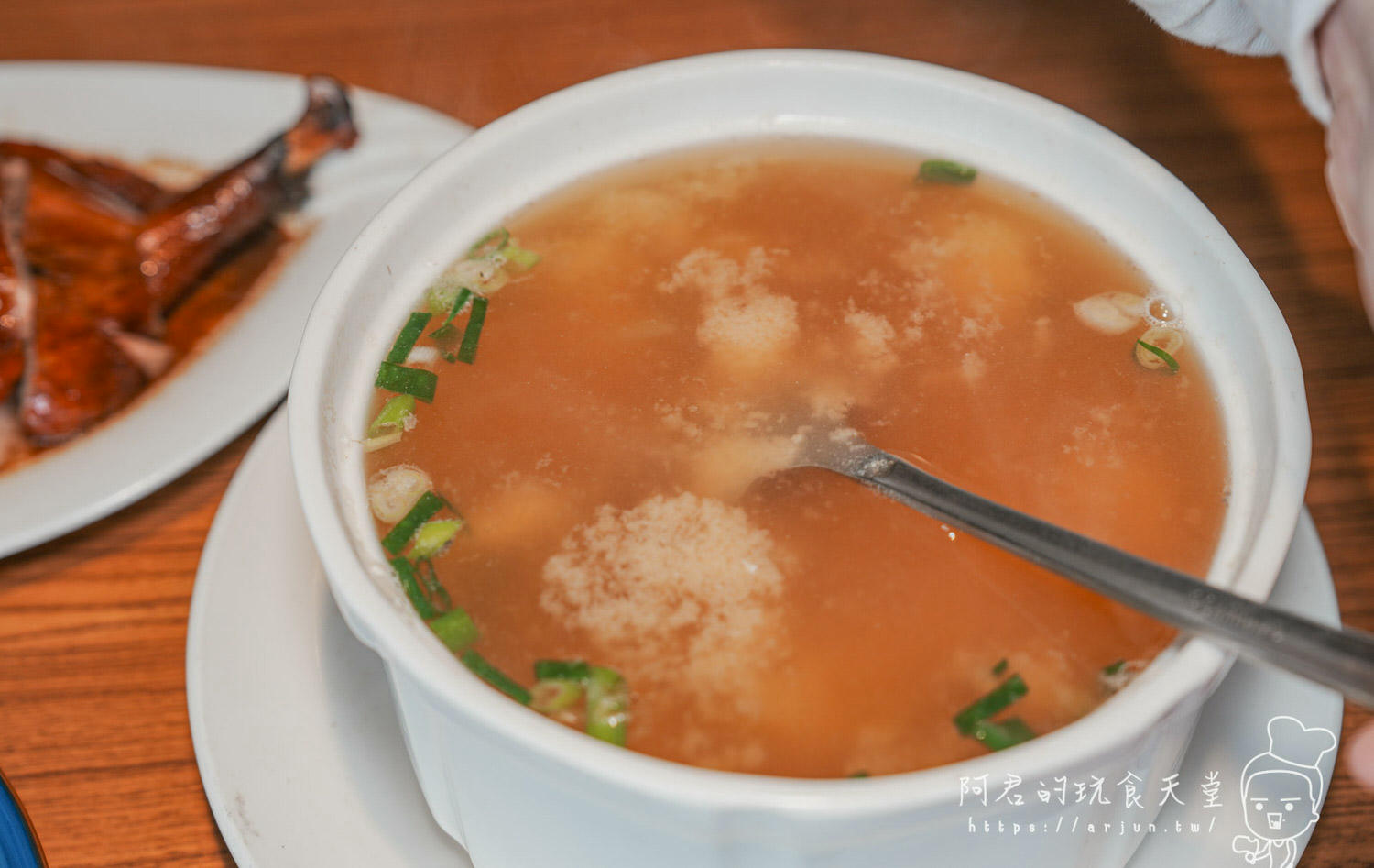 【台中】焱月燒鵝｜綠園道美食聚餐中式料理、台中燒鵝首選｜菜單、交通、介紹