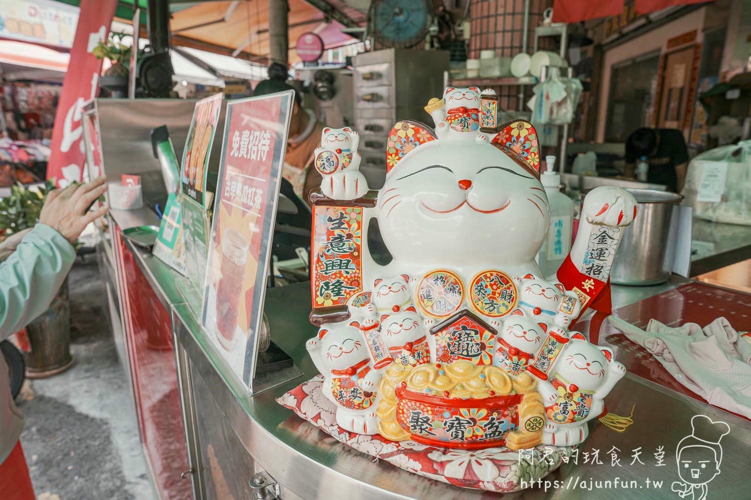 台中向上市場美食,一力發,飄香20年排骨酥湯、香酥雞腿便當,在地人激推的暖心美味 - 第4張圖