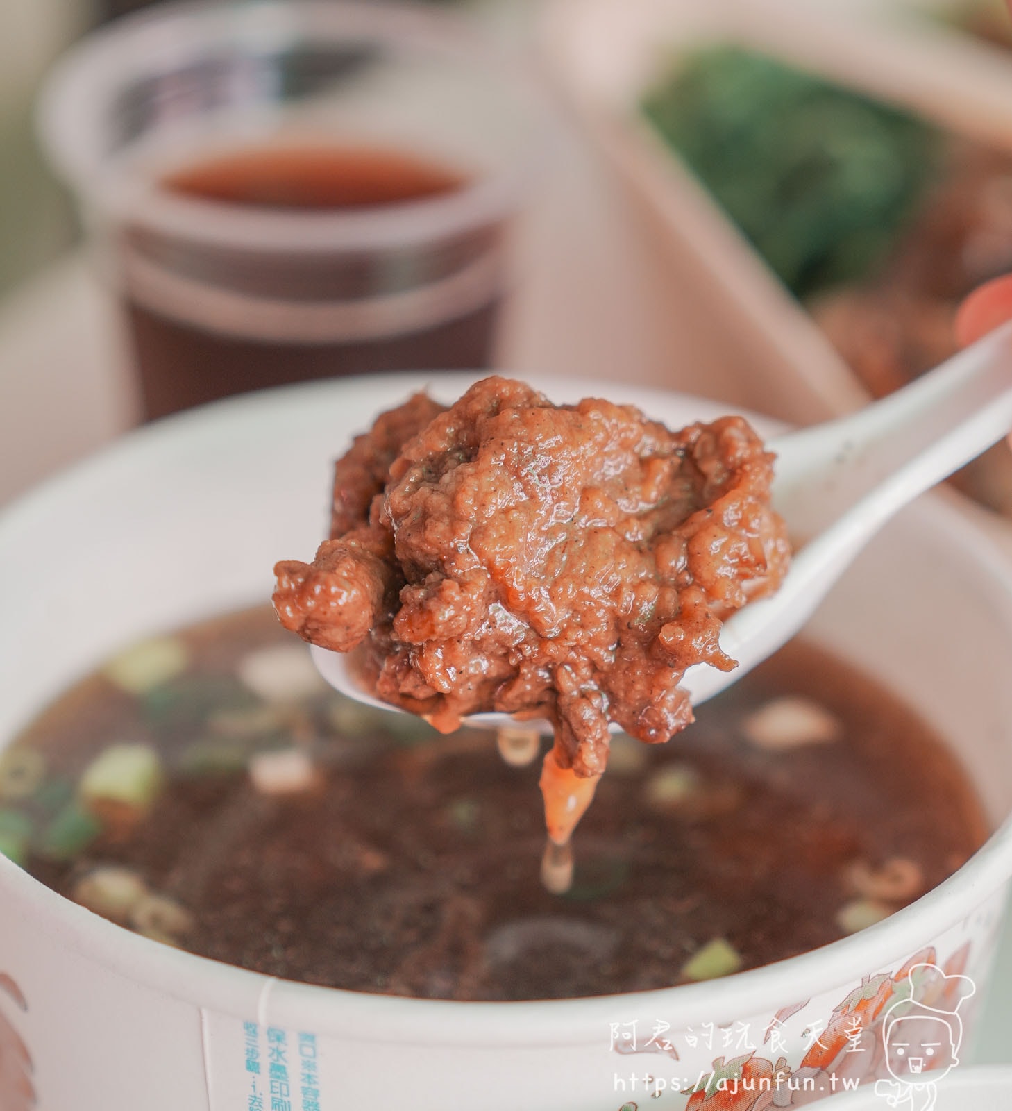 台中向上市場美食,一力發,飄香20年排骨酥湯、香酥雞腿便當,在地人激推的暖心美味 - 第17張圖