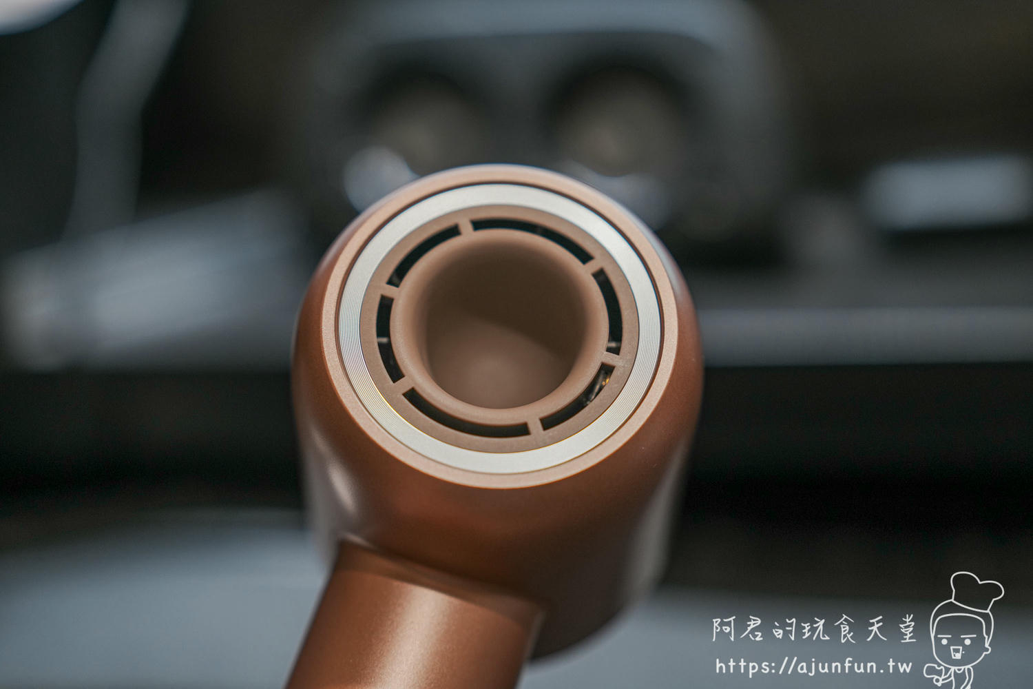 追覓DREAME Glory高速吹風機評價,媲美Dyson?三億負離子、110km/h 超強風力,快速吹乾不傷髮! - 第10張圖