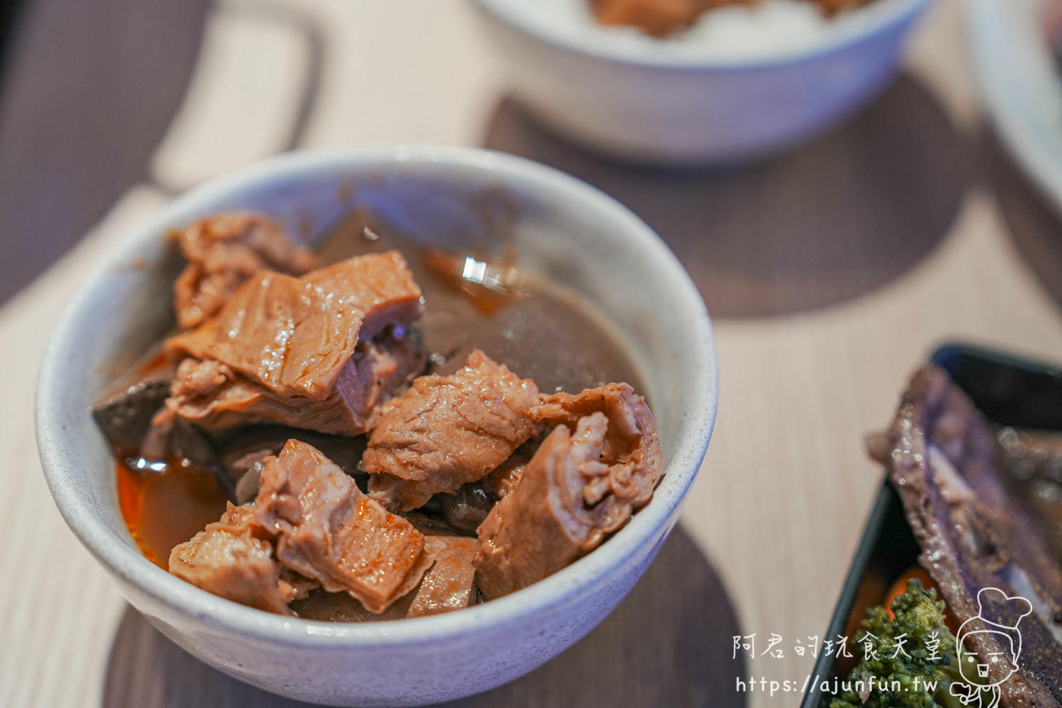 台中麻辣火鍋吃到飽推薦,饗麻饗辣PLUS LALAPORT店,肉骨茶湯底、澳洲M9和牛必點!約會、慶生餐廳、聚餐首選! - 第64張圖